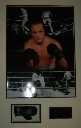 Sir Henry Cooper Boxing Glove presentation   cue