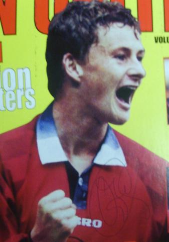 Manchester United Ole Solskaer front page magazine signed