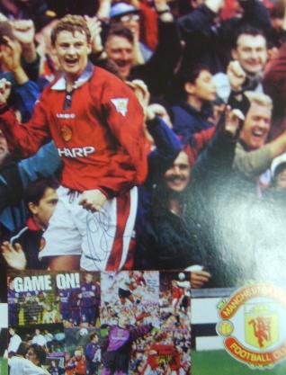 Solskaer Manchester United star magazine signed picture