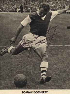 Tommy Docherty signed image