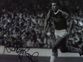 West Ham Trevor Brooking signed image