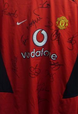 Manchester Utd shirt 11 sigs