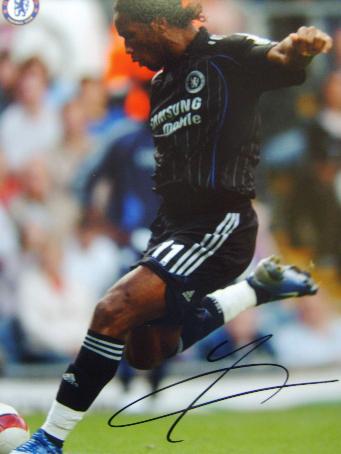 Chelsea star Didier Drogba signed photo save 30