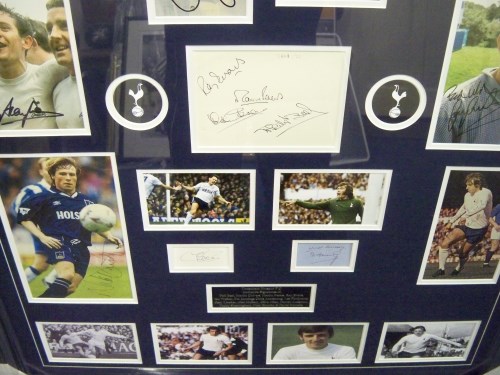 Tottenham Legends montage signed by Phil Beal, Martin Chivers, Martin Peters, Ray Evans, Postcard Ian Walker, Chris Armstrong, Les Ferdinand, Gary Lineker, Alan Mullery, Clive Allen, Darren Anderton, Teddy Sherringham, Nick Barnaby, David Howells