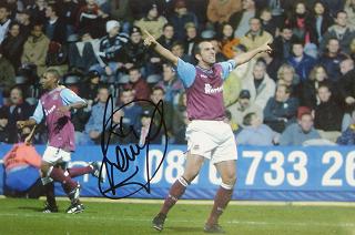 Di Canio signed West Ham photo 