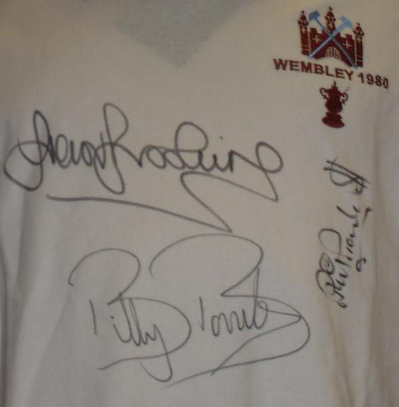 1980 West Ham replica Cup Final shirt signed by Bonds, Brooking, Parkes