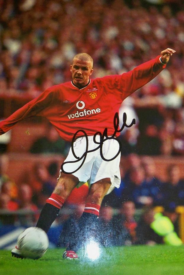 David Beckham signed Manchester Utd photo