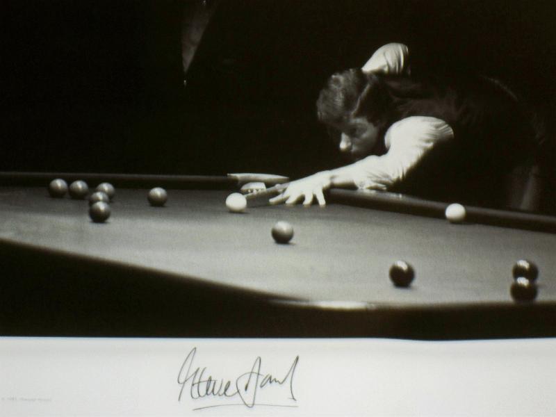 Steve Davis signed sultry snooker image