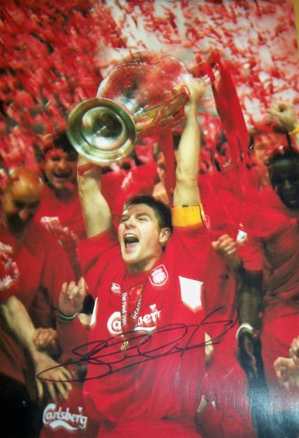 Steven Gerrard signed photo