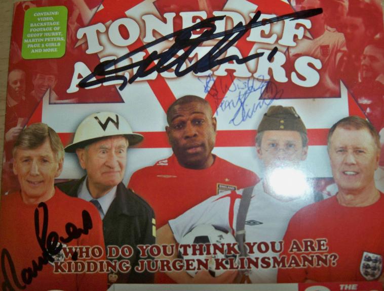 World Cup CD signed by Frank Bruno, Sir Geoff Hurst, Martin Peters