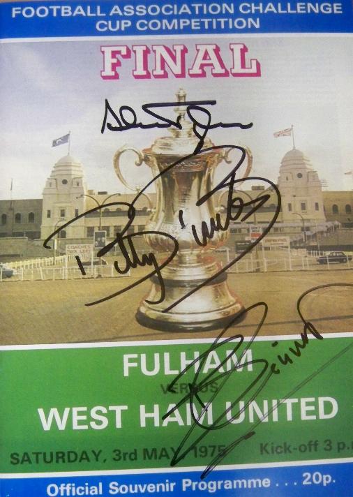 1975 replica West Ham FA Cup final replica programme actually signed by Billy Bonds, Billy Jennings and Alan Taylor