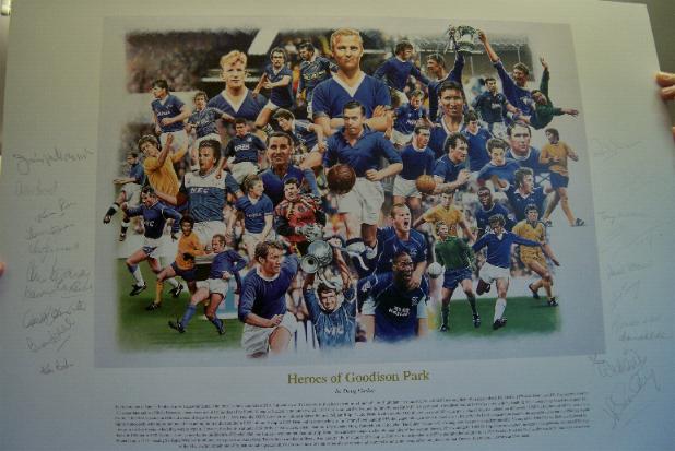 Everton Print signed by 21 legends