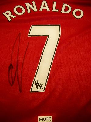 Cristiano Ronaldo  signed Manchester Utd shirt