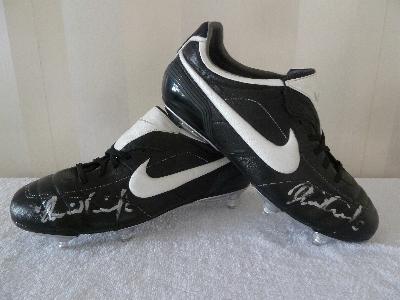 David Ginola signed Nike legend boots 