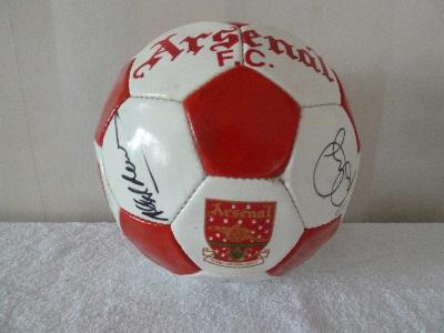 Arsenal ball 1990's signed by former Legends