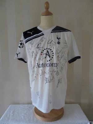 2010-2011 Tottenham Champions League squad signed shirt