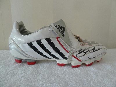 Steven Gerrard  signed boot