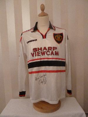 Ryan Giggs best ever goal 1999 season? signed shirt