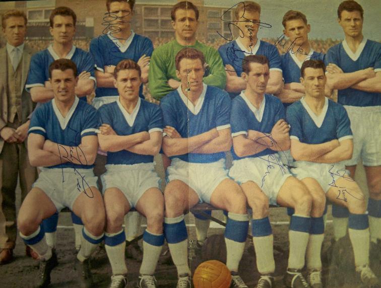 Everton multi signed by 6 inc B Labone J Gabriel M Lill Vernon Meagan T Ring