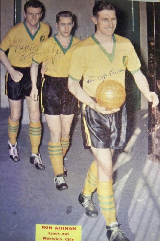 Ron Ashman Eroll Crossman Barry Butler rare signed Norwich City Canaries image