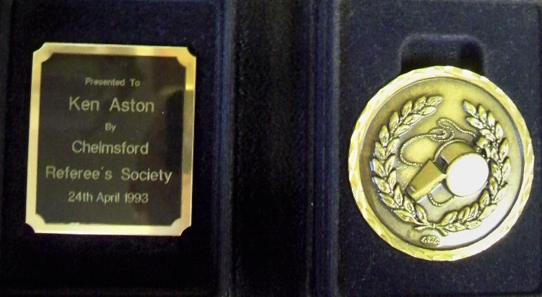 Ken Aston World Cup ref personally owned 1993 medal presented by Referee Society