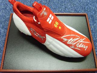 Sir Geoff Hurst signed ltd edition St George Boot in case