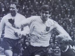 Martin Peters signed picture