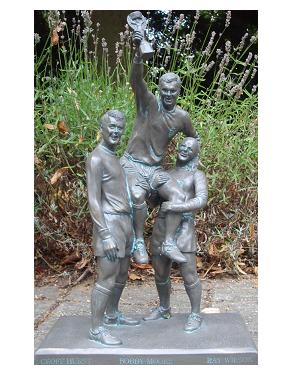 1966 legends Bronze effect Statue.