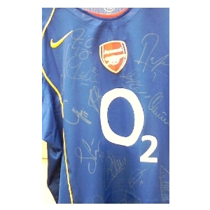 Signed Arsenal 2004/05 Shirt